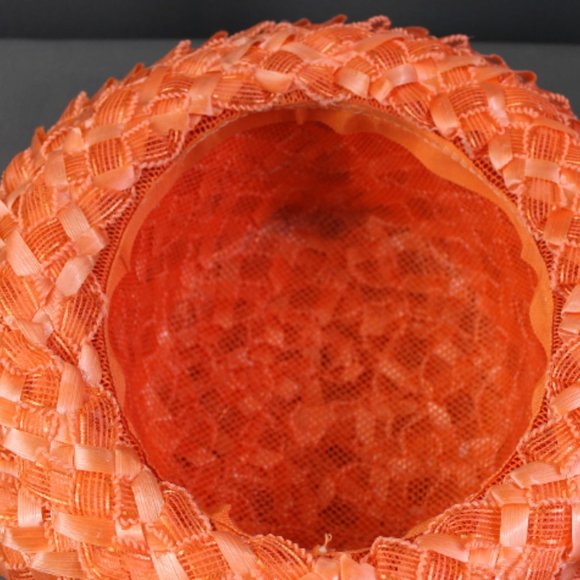 Vintage 1960s Breton hat in soft orange - Picture 3 of 9